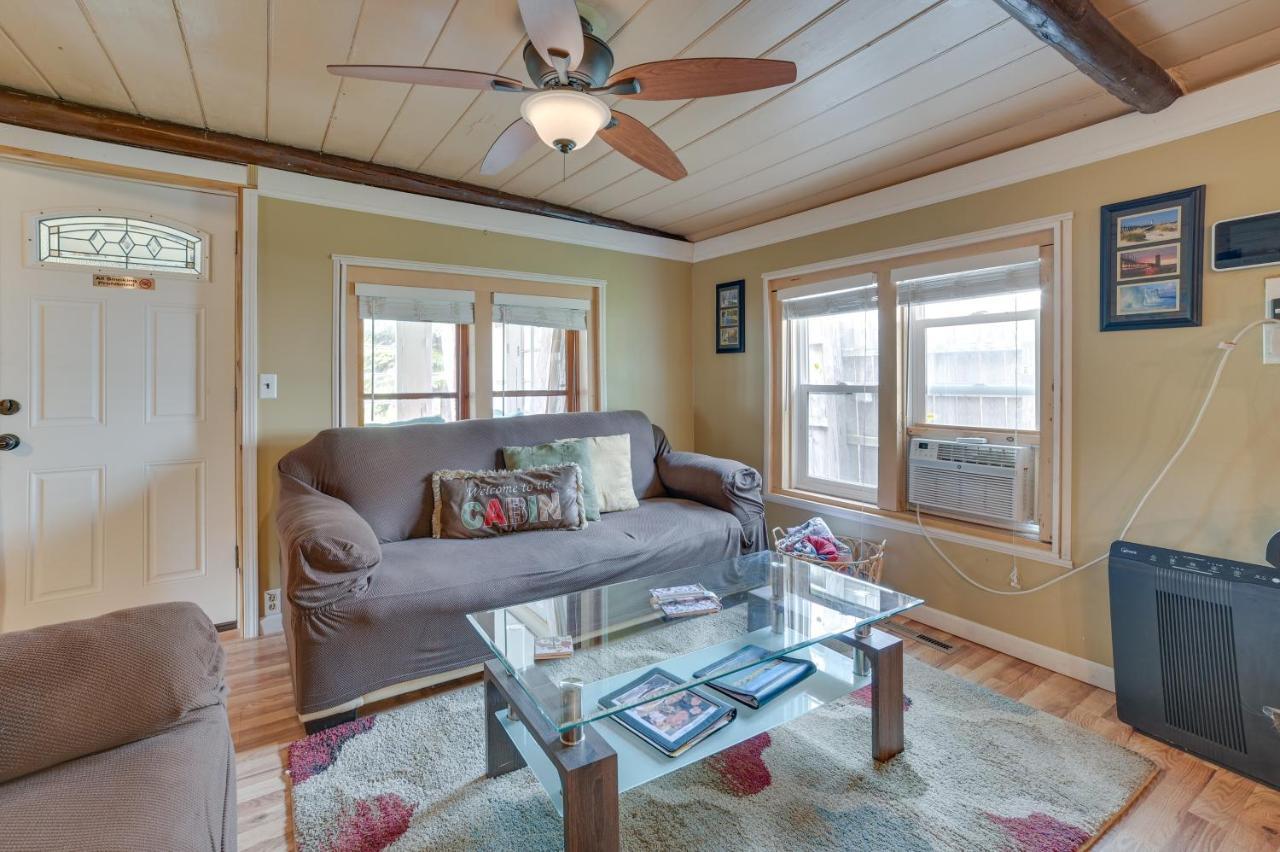 Cozy Houghton Lake Vacation Rental With Fireplace! Eksteriør billede